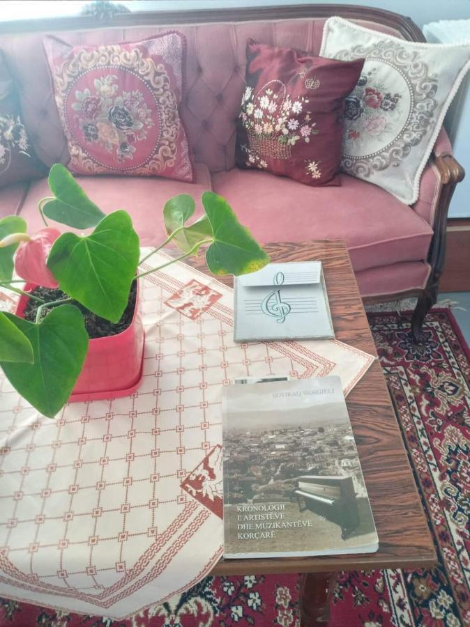 Green Housee Корча Екстер'єр фото